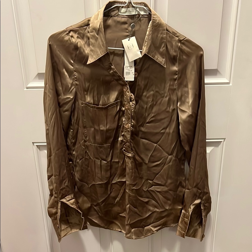 Costa Blanca Gold Brown Ruffled Notched Collar Top